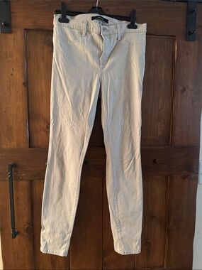 J Brand Slim Skinny Jeans in Light Cream